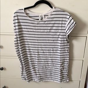 Divided roll sleeve striped top